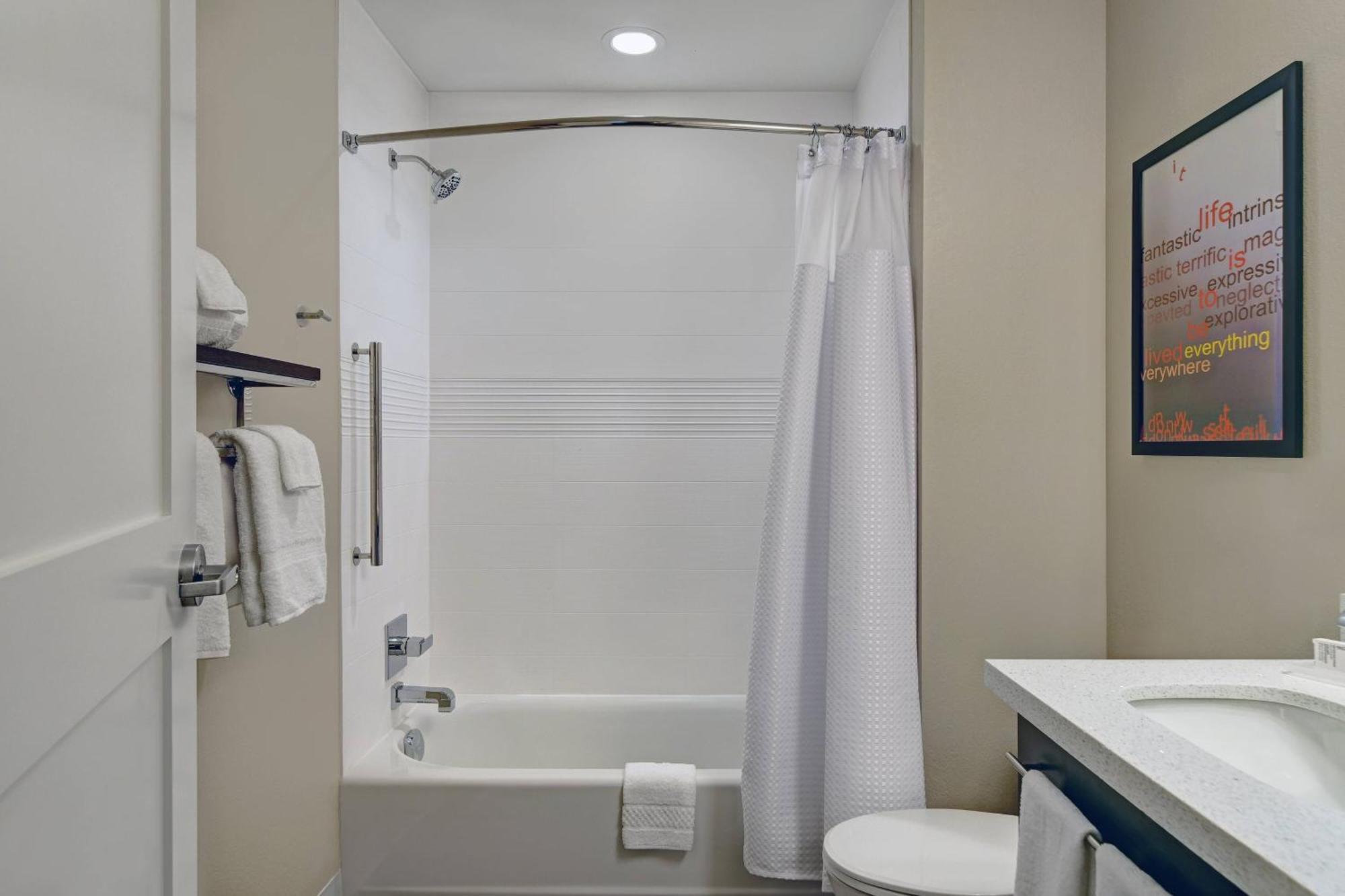 Towneplace Suites By Marriott Lima Zewnętrze zdjęcie